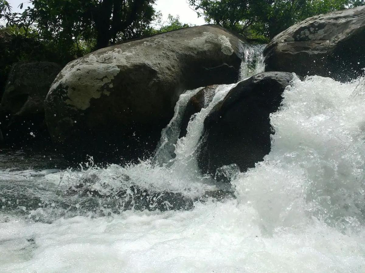 Вилла Rios Cristalinos Em Guapiacu Кашуэйрас-ди-Макаку Экстерьер фото